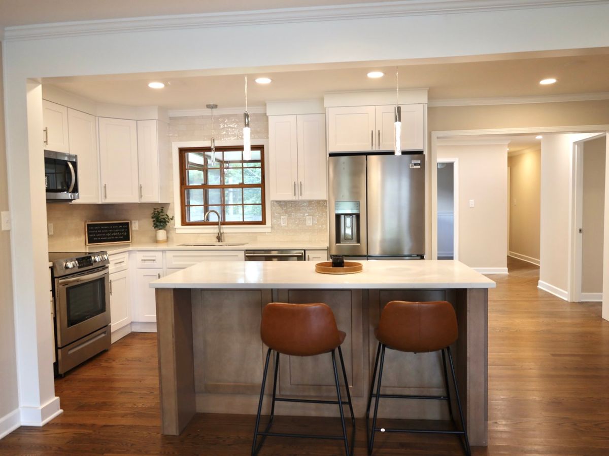 Sparkling kitchen with island